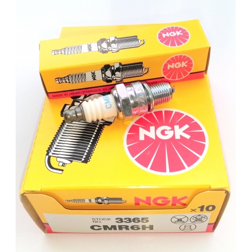 Świeca NGK CMR6H do pilarek i kos STIHL